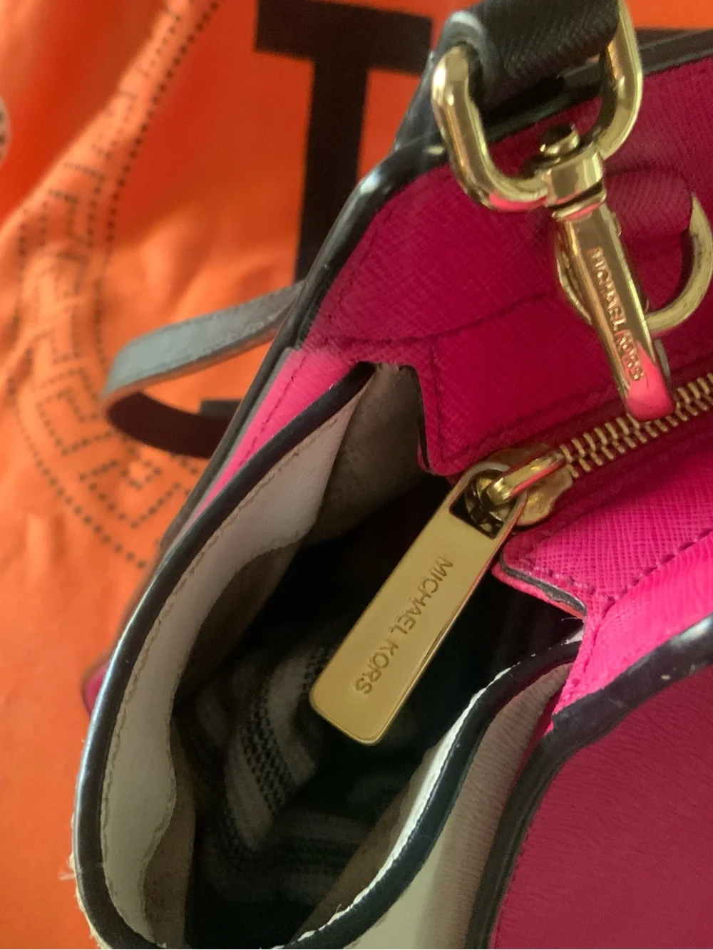 Michael Kors satchel/purse